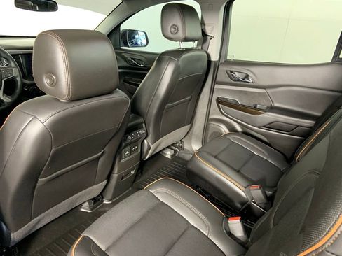 Used 2023 GMC Acadia AT4 w/ Technology Package AWD/4WD image 23