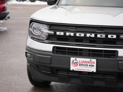 Used 2021 Ford Bronco Sport Outer Banks image 11