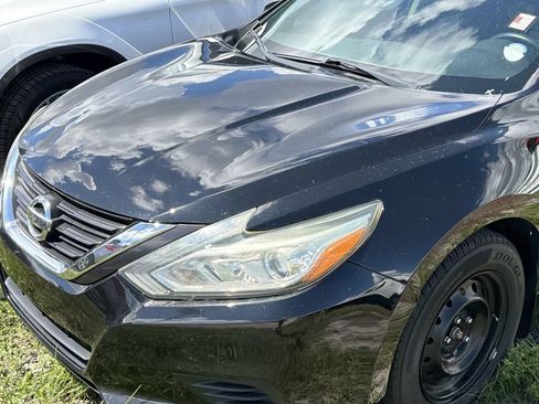 Used 2018 Nissan Altima 2.5 S w/ S Convenience Package FWD image 4