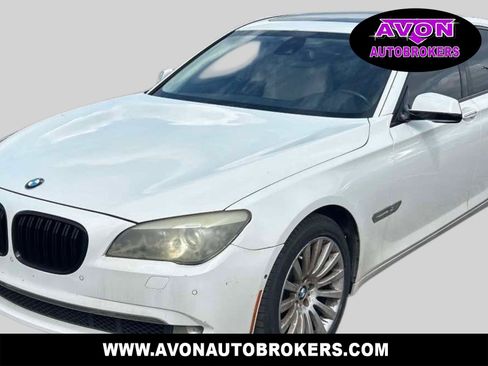Used 2010 BMW 750Li xDrive AWD/4WD image 1