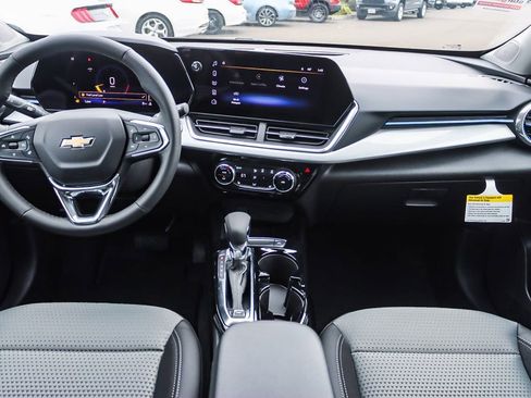 New 2026 Chevrolet Trax LT w/ Driver Confidence Package image 11