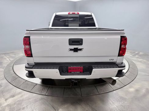 Used 2019 Chevrolet Silverado 3500 LTZ image 6