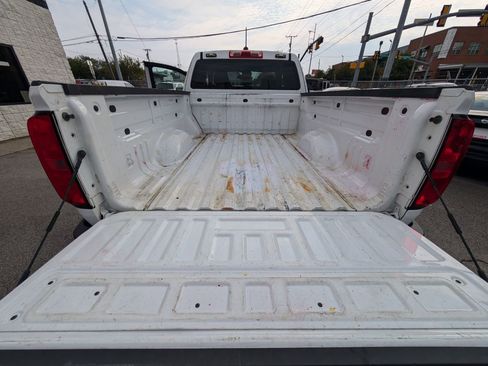 Used 2020 Chevrolet Colorado LT w/ Safety Package image 18