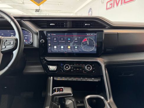 Certified 2023 GMC Sierra 1500 Denali w/ Technology Package AWD/4WD image 19