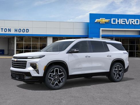 New 2026 Chevrolet Traverse High Country FWD image 2