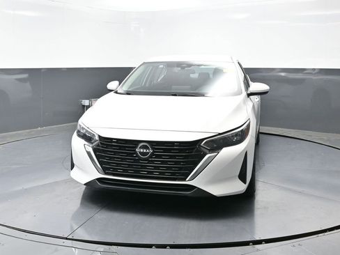 Used 2024 Nissan Sentra SV image 7