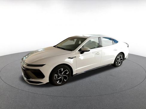 Used 2025 Hyundai Sonata SEL image 9