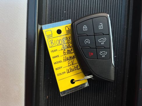 Used 2022 GMC Hummer EV Edition 1 w/ LPO, Illumination Package AWD/4WD image 23