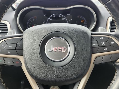 Used 2016 Jeep Grand Cherokee Limited image 30