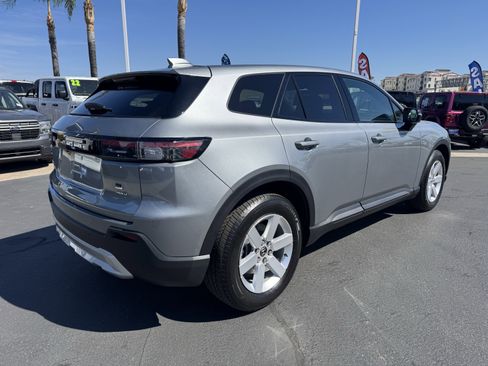 Used 2025 Honda Prologue EX image 10