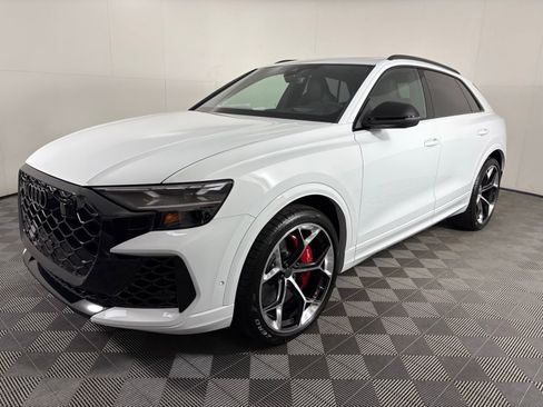 New 2026 Audi RS Q8 performance image 4