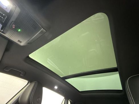 New 2026 Volkswagen Atlas Cross Sport SE image 21