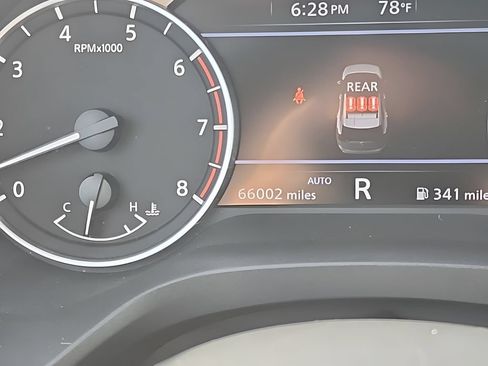 Used 2024 Nissan Rogue SV AWD/4WD image 27