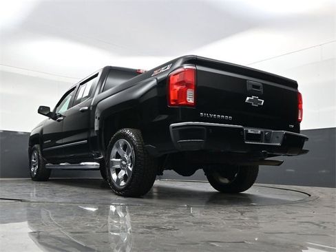 Used 2017 Chevrolet Silverado 1500 LTZ Z71 w/ LTZ Plus Package image 35