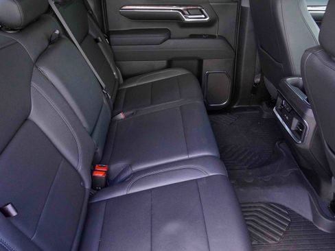 Used 2023 Chevrolet Silverado 1500 LTZ image 36