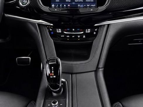 Used 2024 Cadillac XT6 Sport w/ LPO, Red Accent Package AWD/4WD image 23