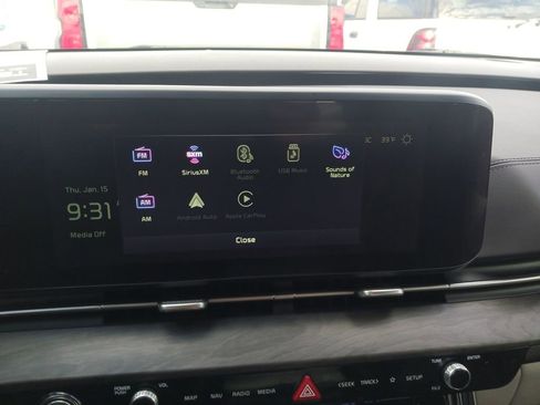 Used 2024 Kia Carnival SX image 20