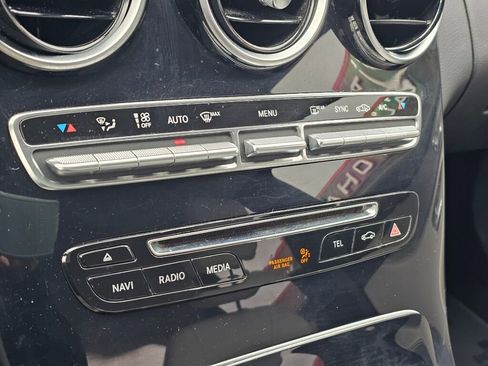 Used 2015 Mercedes-Benz C 300 Sedan image 29