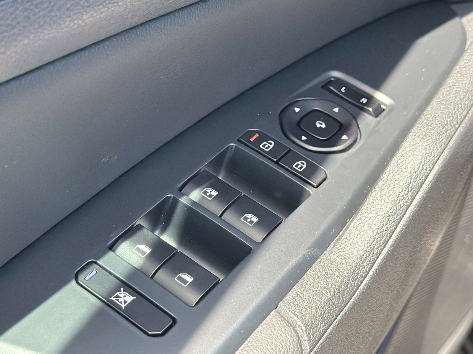 New 2026 Kia Sportage SX FWD image 15