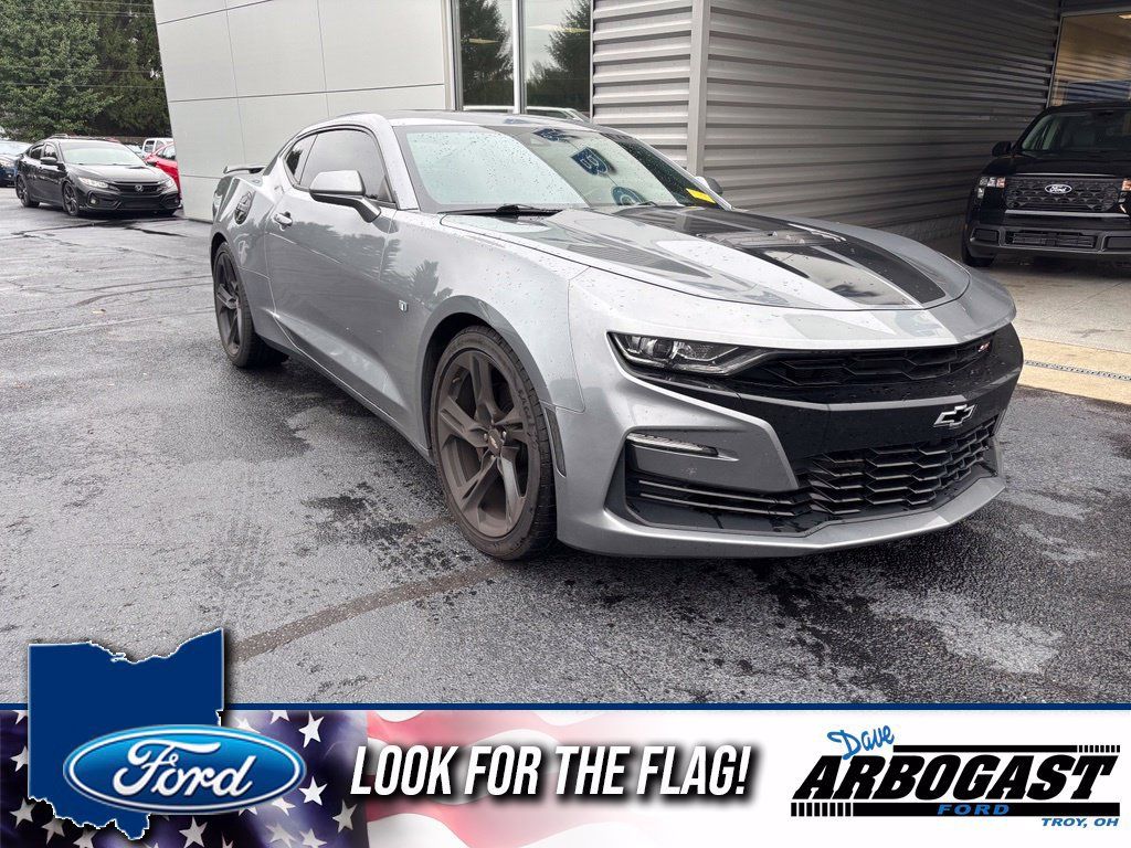 Used 2019 Chevrolet Camaro SS RWD image 1