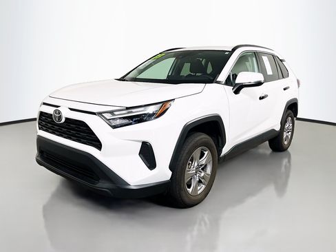 Used 2023 Toyota RAV4 XLE w/ Convenience Package FWD image 9