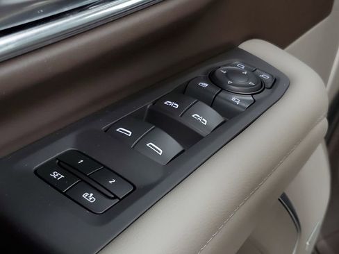 Used 2024 Chevrolet Tahoe LT w/ Luxury Package image 28