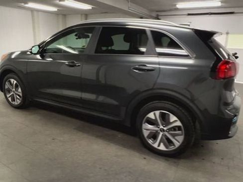 Used 2021 Kia Niro EX Premium image 6