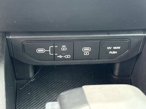 Used 2025 Kia K4 FWD image 24