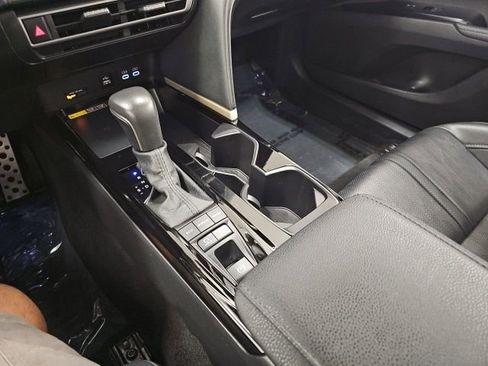 Used 2025 Toyota Camry XSE w/ Premium Plus Package AWD/4WD image 22