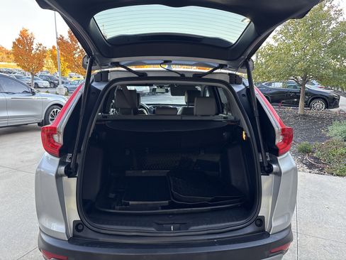 Used 2017 Honda CR-V Touring image 32