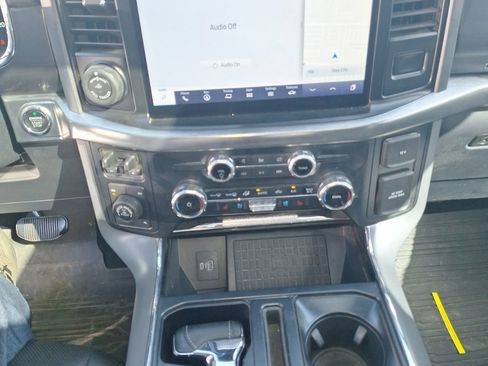 Used 2023 Ford F150 Lariat w/ Max Trailer Tow Package AWD/4WD image 16