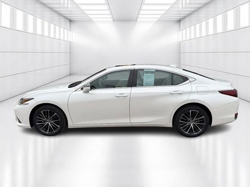 Certified 2023 Lexus ES 250 w/ Premium Package image 8