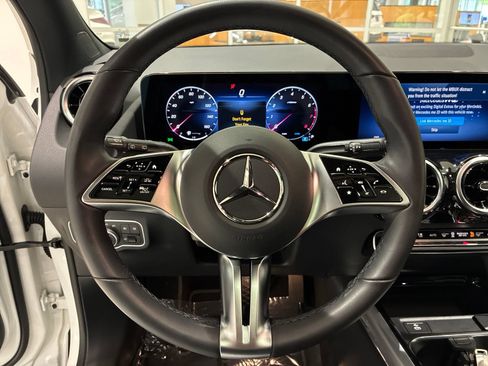 Used 2026 Mercedes-Benz GLA 250 4MATIC image 19