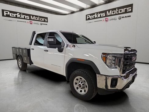 Used 2023 GMC Sierra 2500 Pro w/ Convenience Package image 3