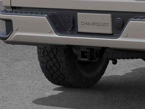 New 2026 Chevrolet Silverado 2500 ZR2 image 40