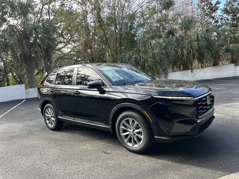 New 2025 Honda CR-V EX image 10