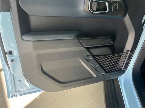 New 2025 Ford Bronco Heritage Edition image 12