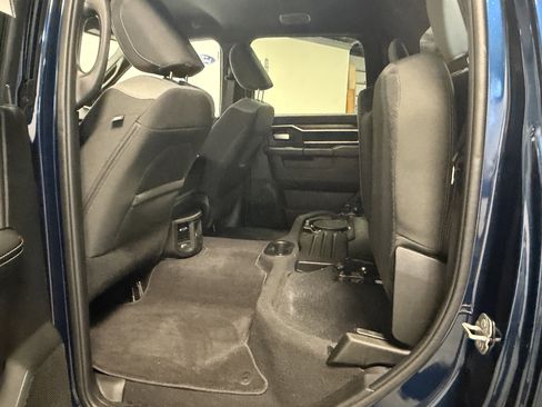 Used 2024 RAM 2500 Big Horn w/ Bed Utility Group image 32