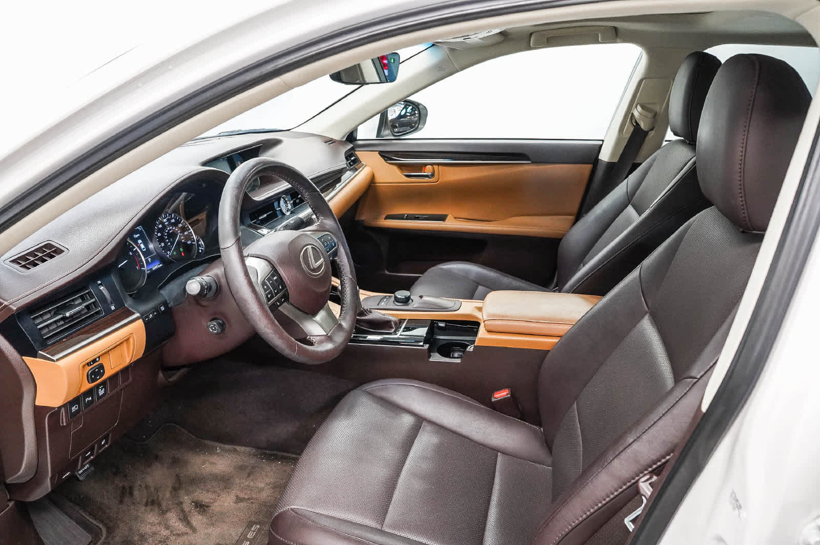 Used 2018 Lexus ES 350 w/ Premier Package FWD image 18