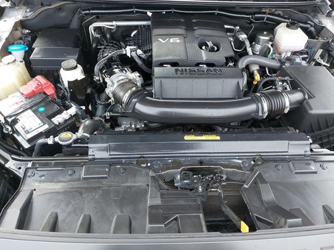 Used 2022 Nissan Frontier Pro-X image 30