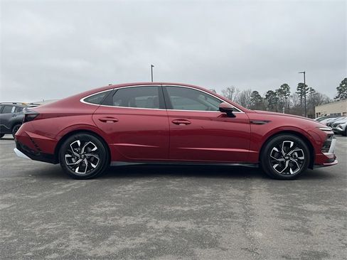 Certified 2025 Hyundai Sonata SEL image 36