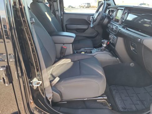 Used 2023 Jeep Wrangler Unlimited Sport image 22