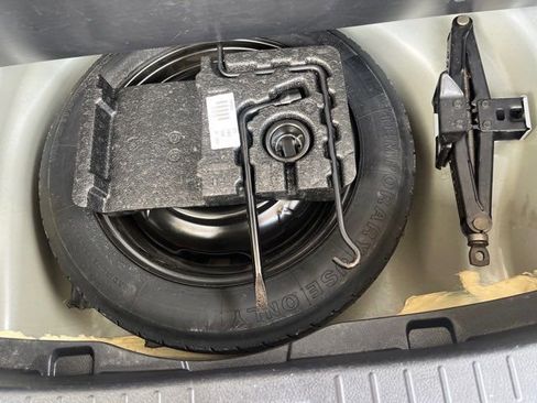 Used 2012 Toyota Corolla LE image 26