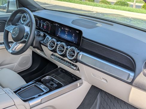 Certified 2026 Mercedes-Benz GLB 250 image 34