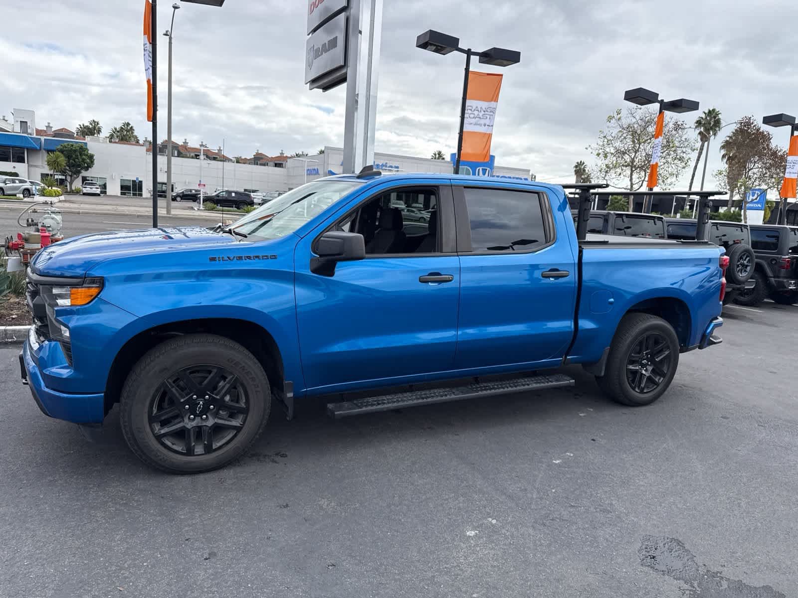Used 2024 Chevrolet Silverado 1500 Custom w/ LPO, Dark Essentials Package RWD image 15