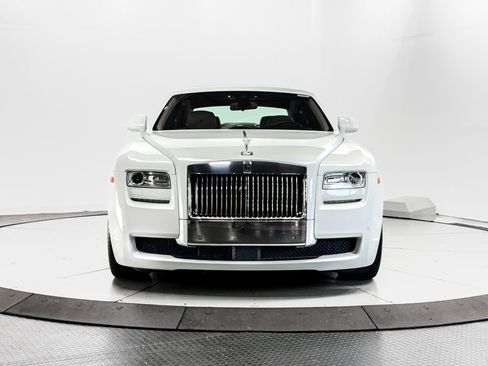 Used 2014 Rolls-Royce Ghost RWD image 4