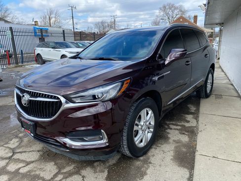 Used 2018 Buick Enclave Essence image 6