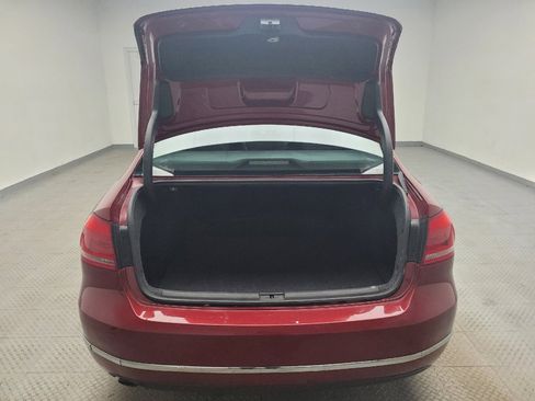 Used 2015 Volkswagen Passat 1.8T SEL Premium image 29