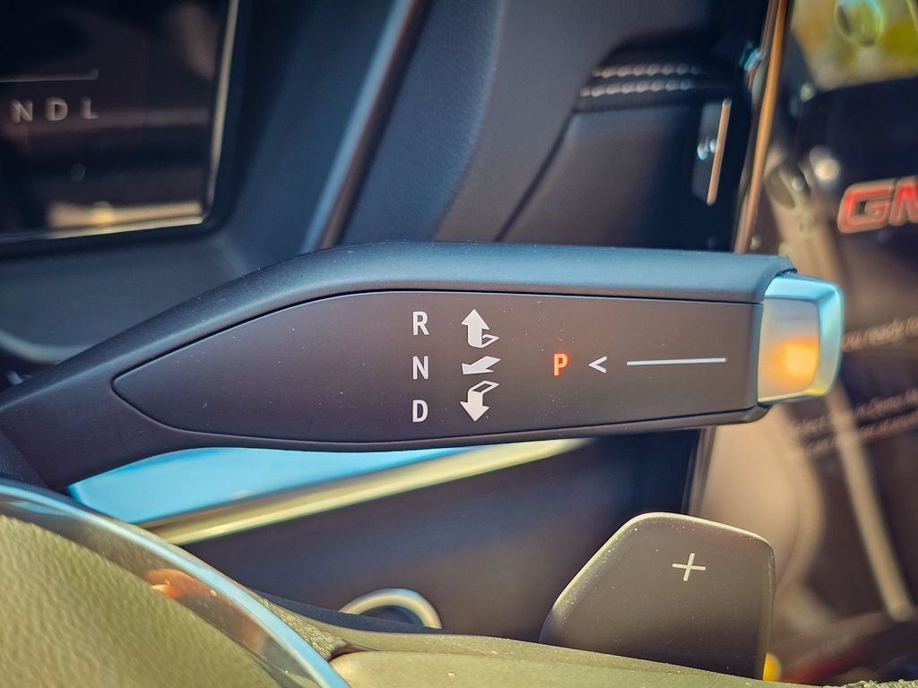 New 2027 GMC Terrain Elevation w/ Elevation Premium Package AWD/4WD image 19