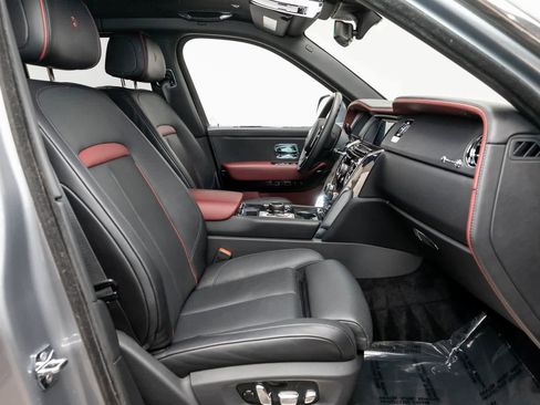 Used 2022 Rolls-Royce Cullinan image 50